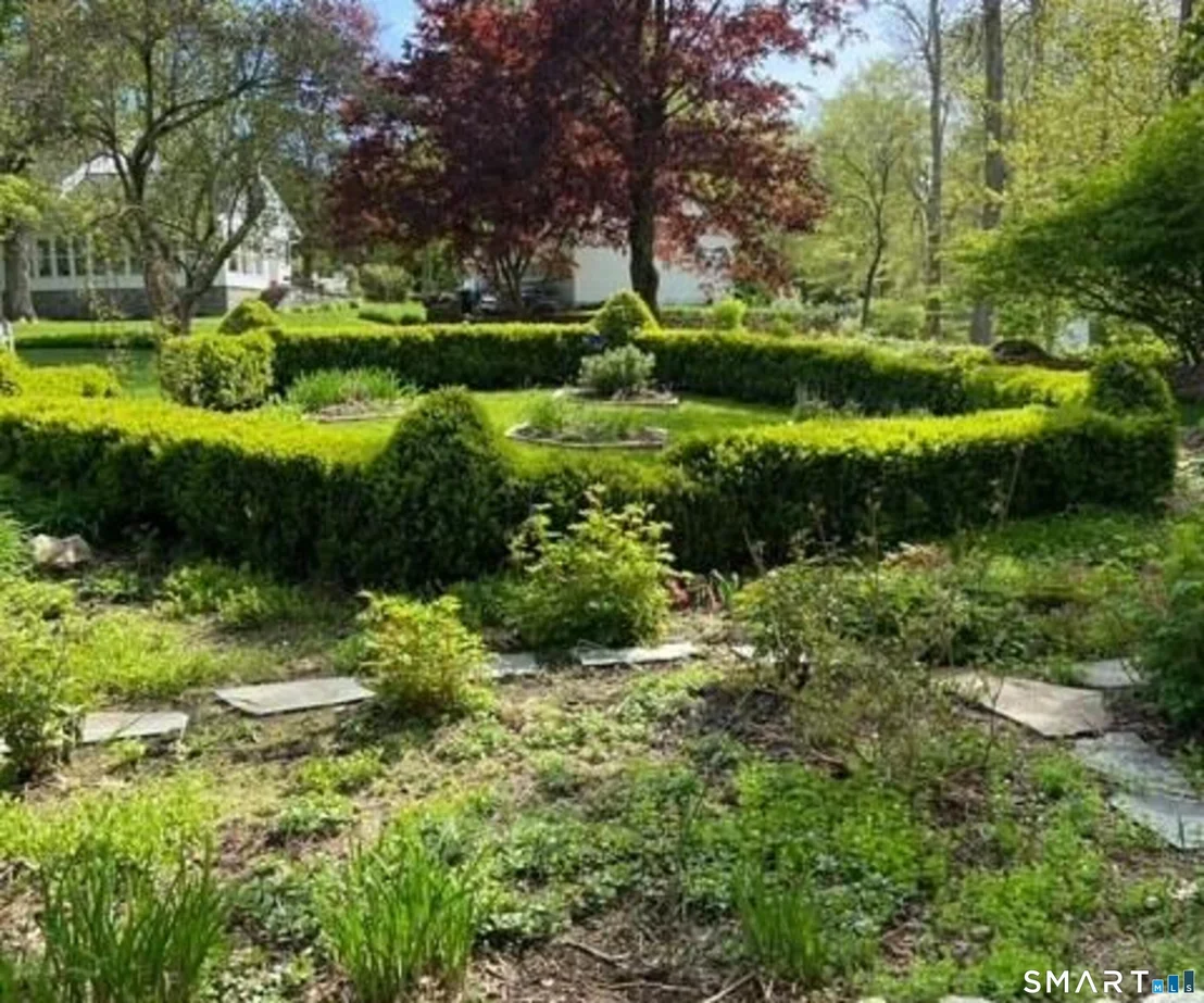 Photo of 141 Maple Tree Hill Road