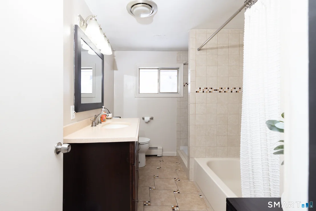 Photo of 225 Willow Street