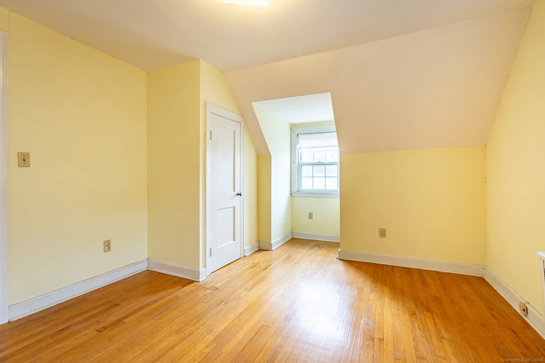 Photo of 9 Deepwood Drive