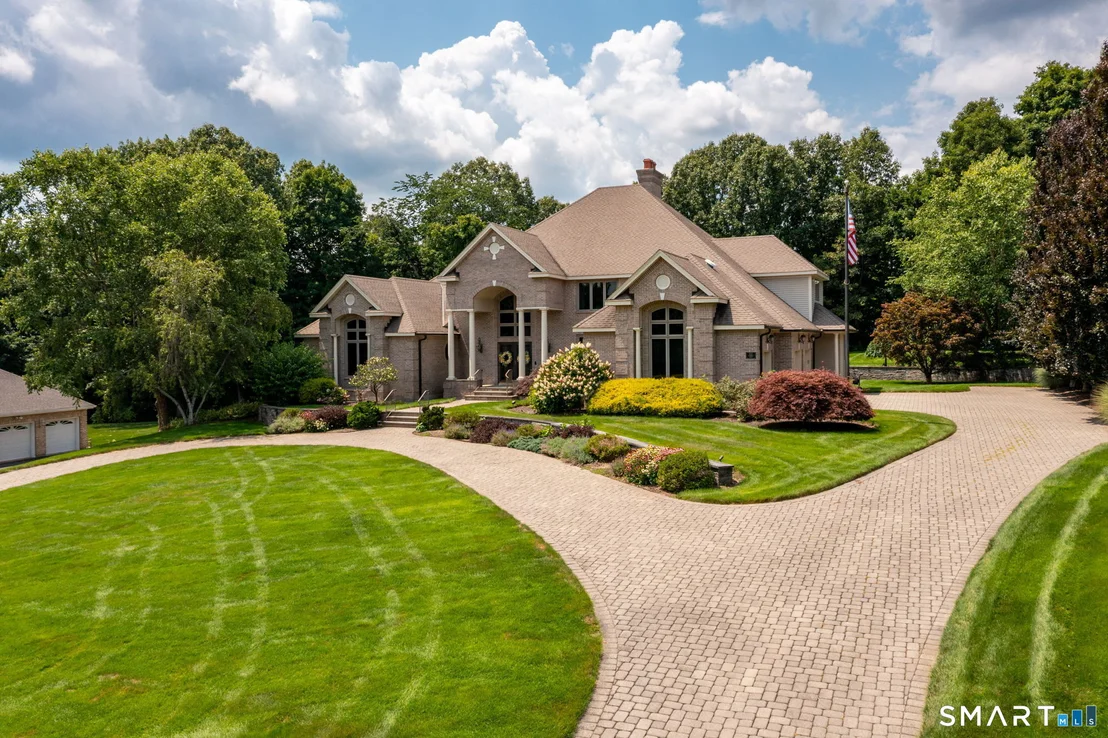 Photo of 122 Windward Place