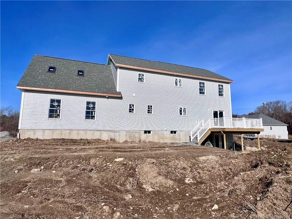Photo of 15 Emerald Lane