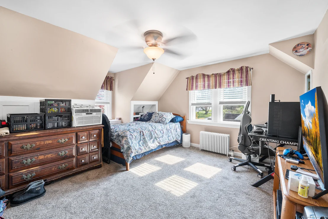 Photo of 17 Sunset Avenue