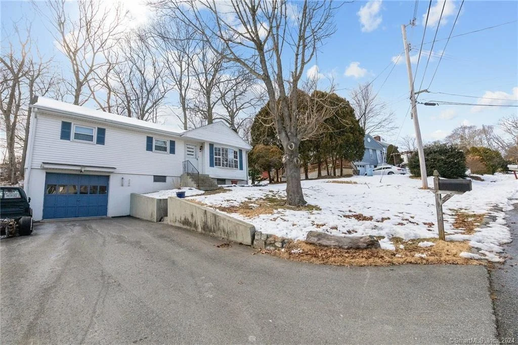 Photo of 49 Valley Road