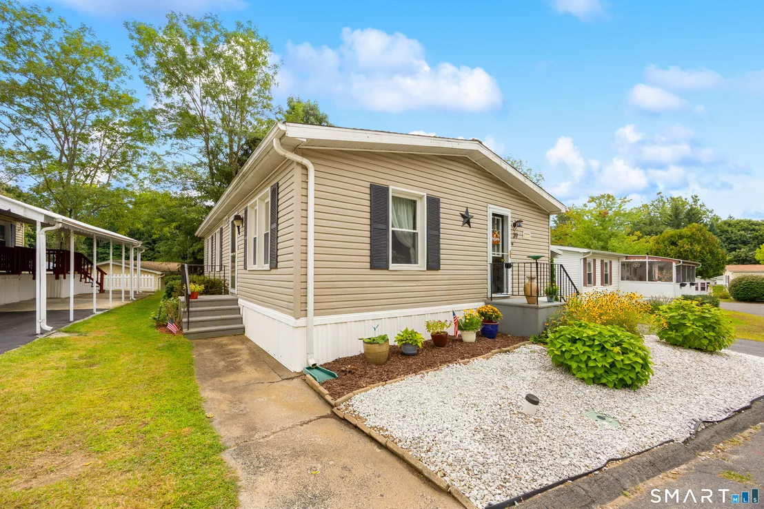 Photo of Unit LOT39 at 40 Matthews Street