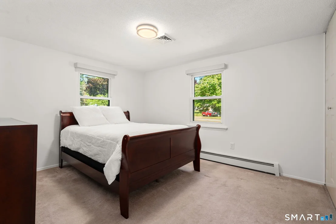 Photo of 143 Southridge Drive