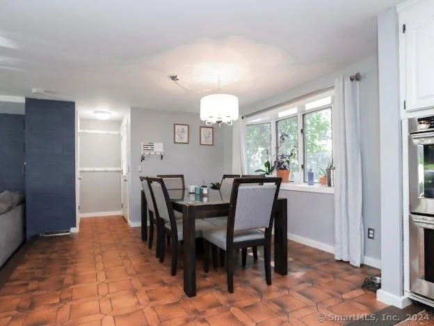 Photo of 181 Brainard Road