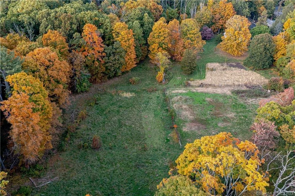 Photo of 857 Ward Lane