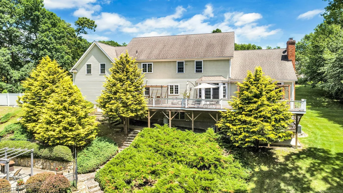 Photo of 26 Oak Ridge Drive