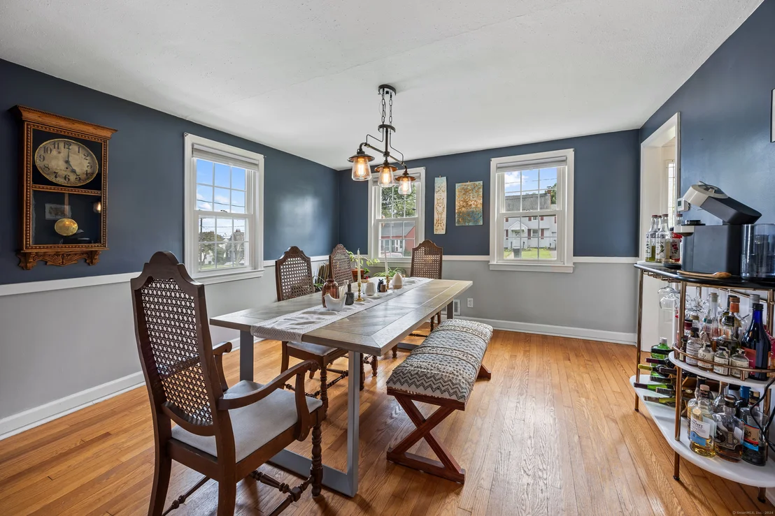 Photo of 165 Beverly Road