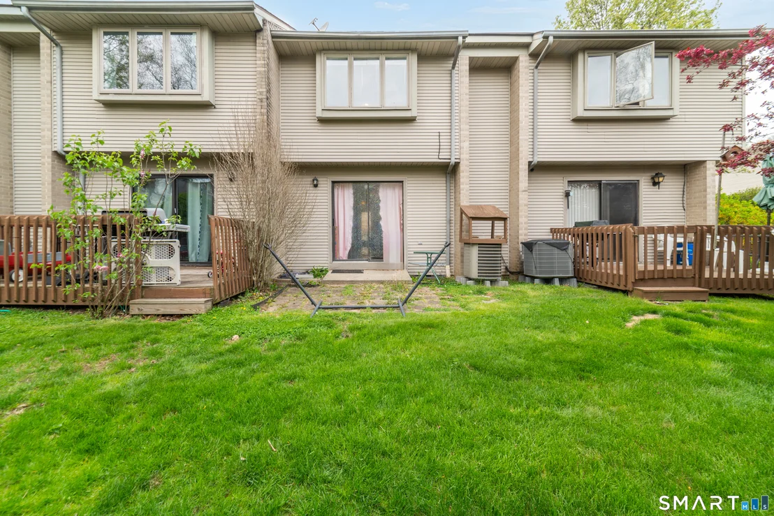 Photo of Unit 92 at 827 Oronoke Road