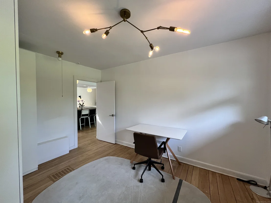 Photo of 160 Catalpa Road