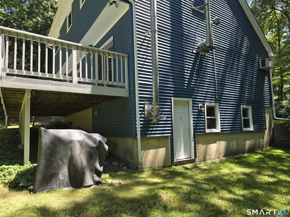 Photo of 231 Crestwood Drive