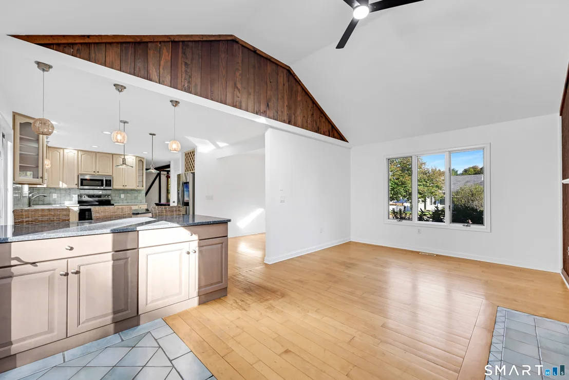 Photo of 37 Valley Drive
