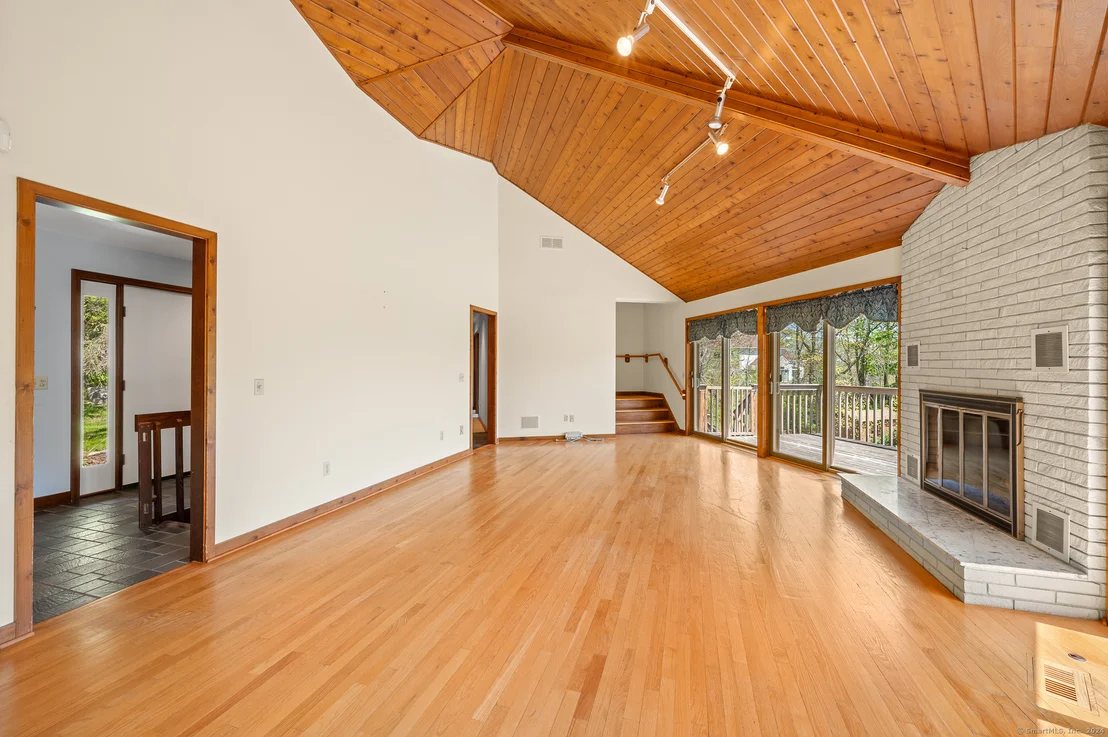 Photo of 5 Watch Hill Road