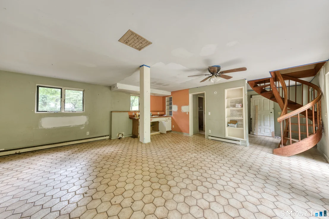 Photo of 102 Brookside Lane