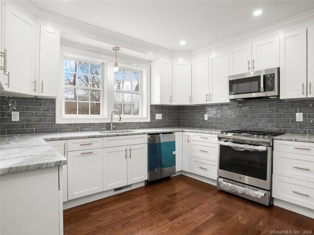Photo of 5678 Main Street