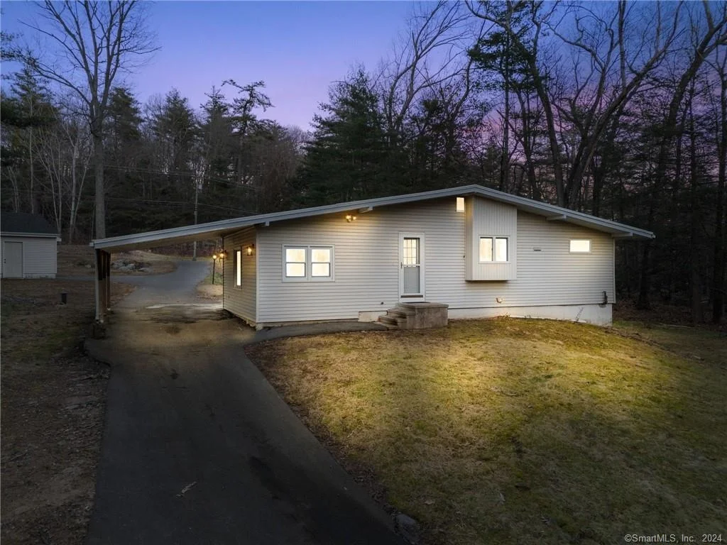 Photo of 523 New Road
