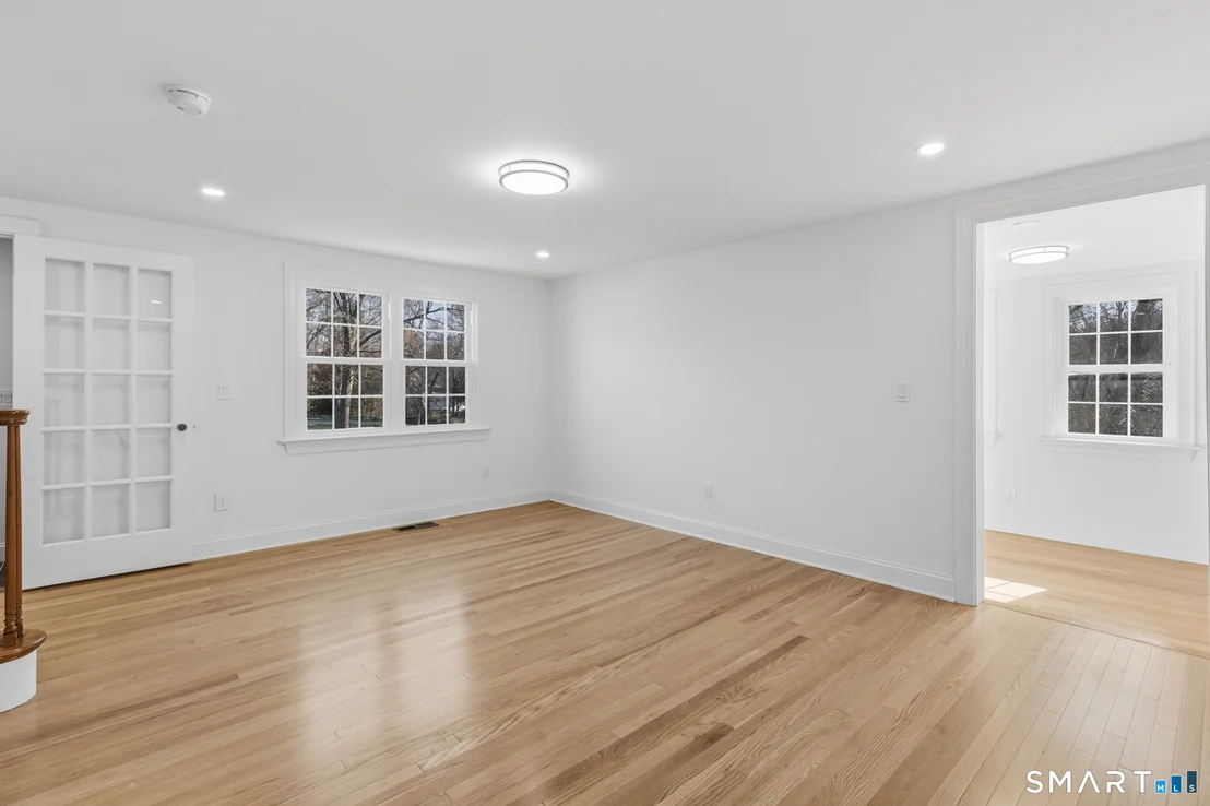Photo of 395 Cross Hill Road
