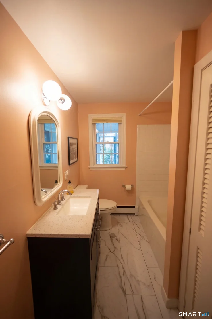 Photo of 23 Meadowood Lane