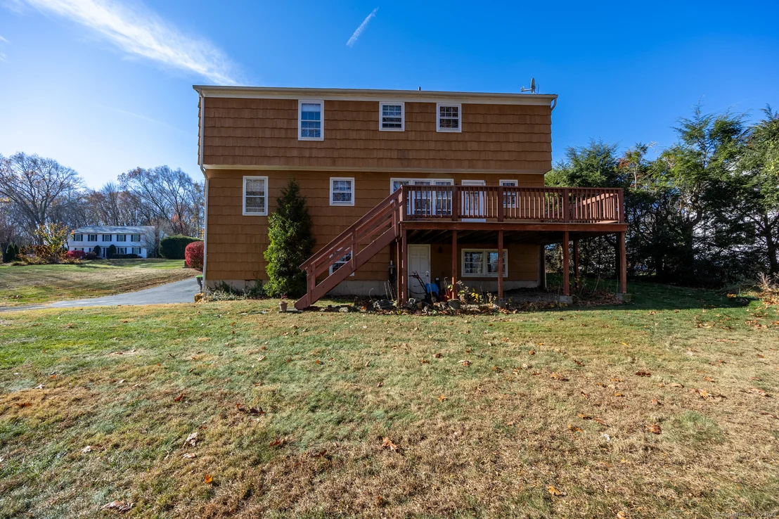 Photo of 325 Oak Drive