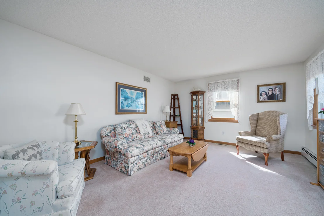 Photo of 226 Windmill Hill