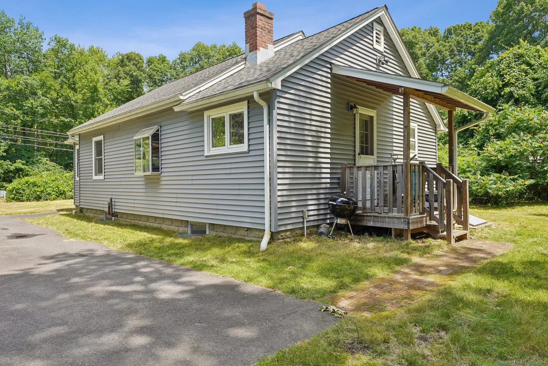 Photo of 227 Coppermine Road