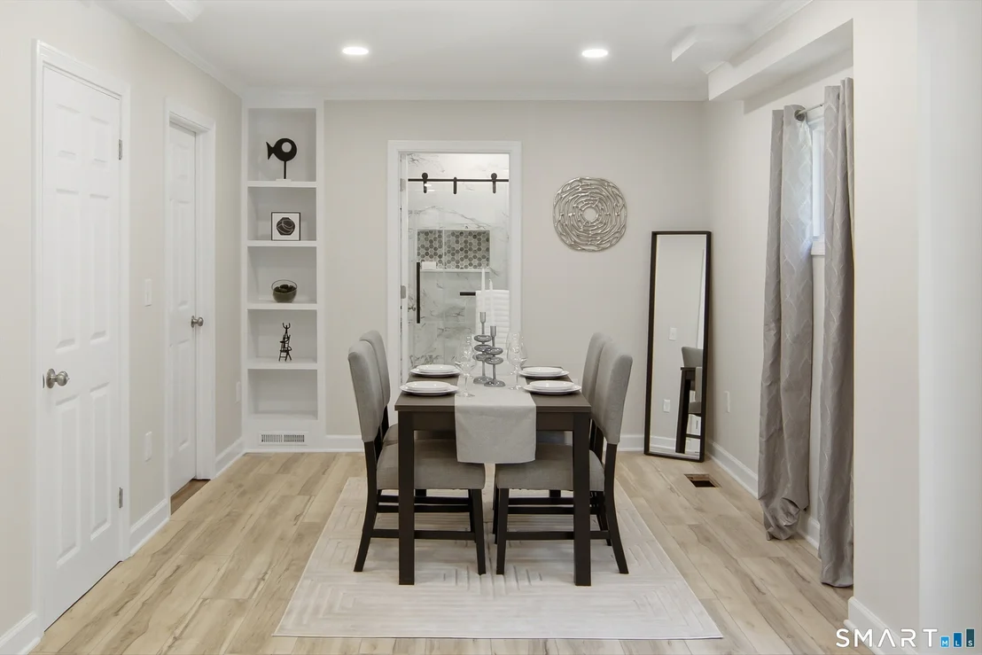 Photo of 16 Deepwood Drive