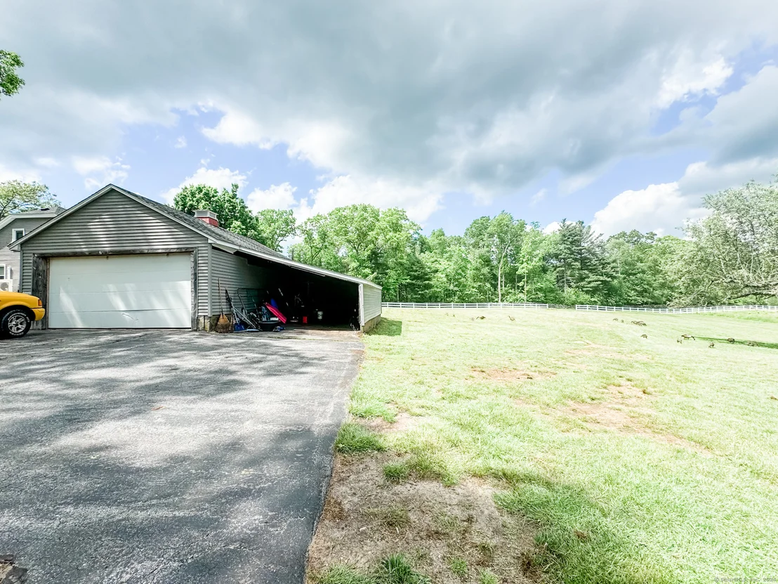 Photo of 492 Bailey Hill Road