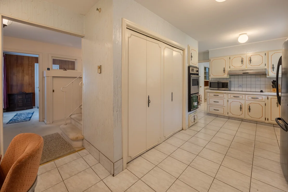 Photo of 276 Peacedale Street