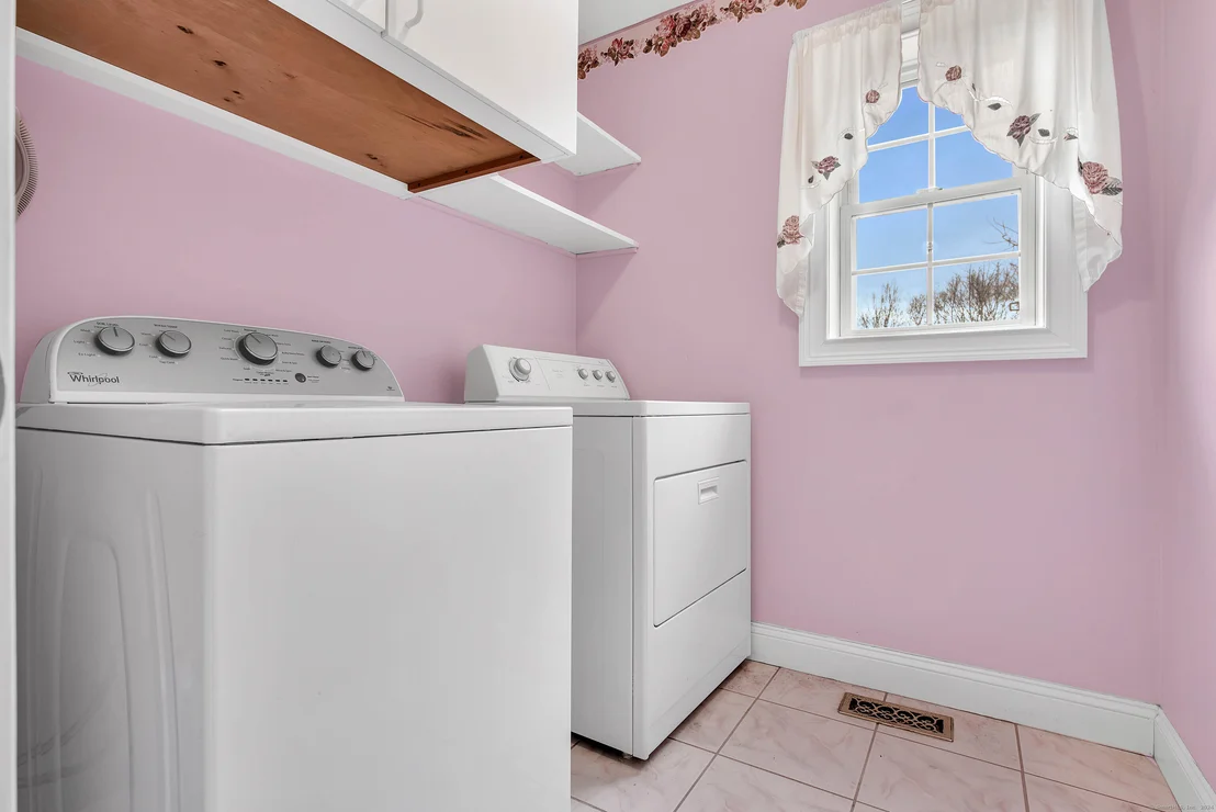 Photo of 60 Spindle Hill Road