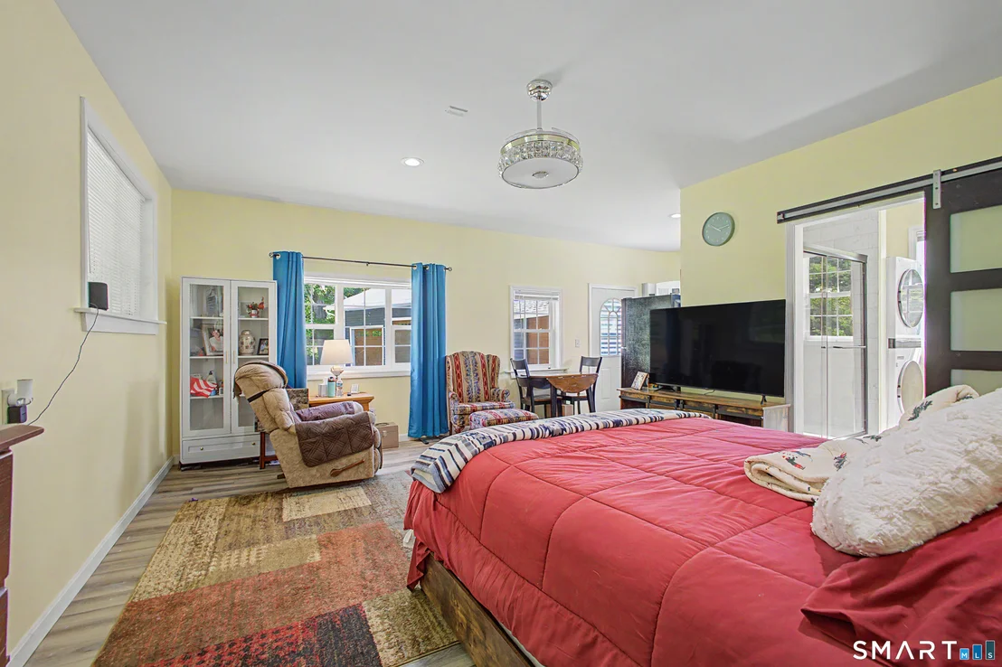 Photo of 243 Searles Road
