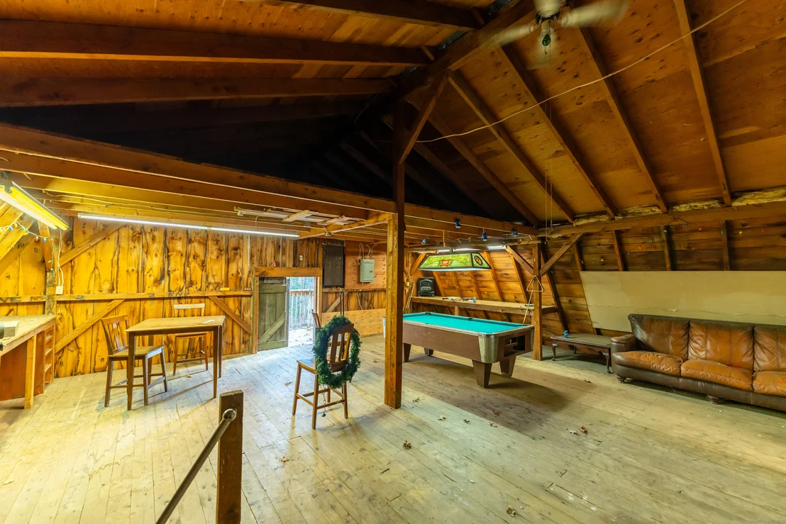 Photo of 280 River Road