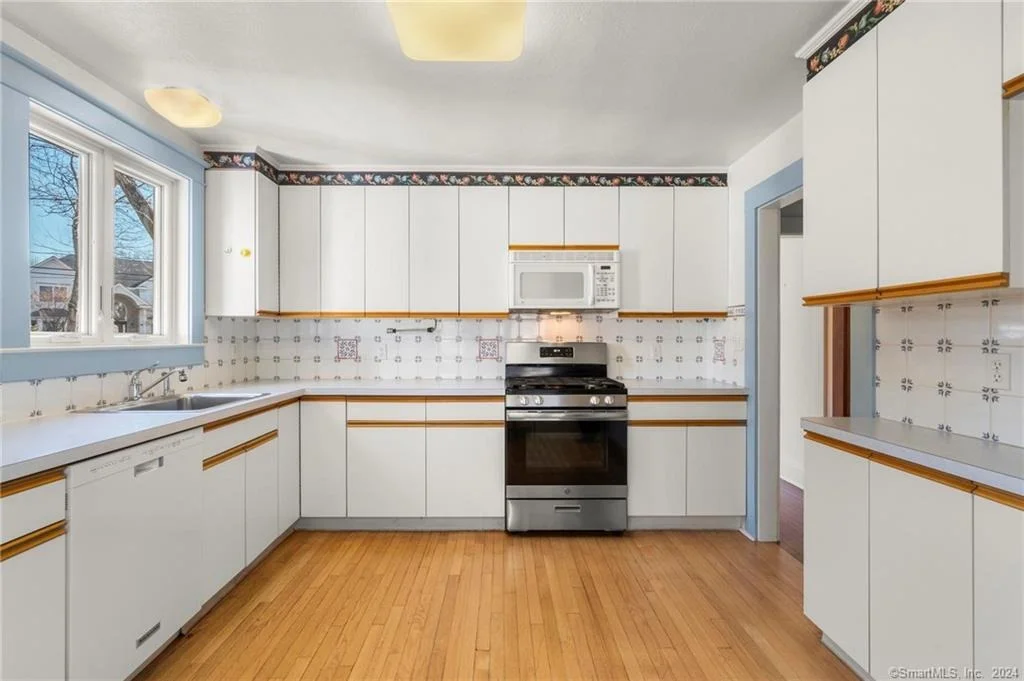 Photo of 98 Overbrook Drive
