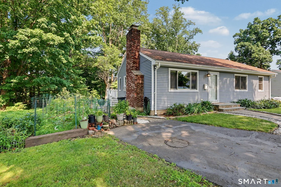Photo of 11 A Greenlawn Drive
