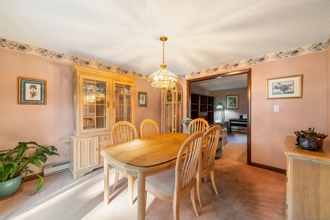 Photo of 6 Ridgecrest Lane