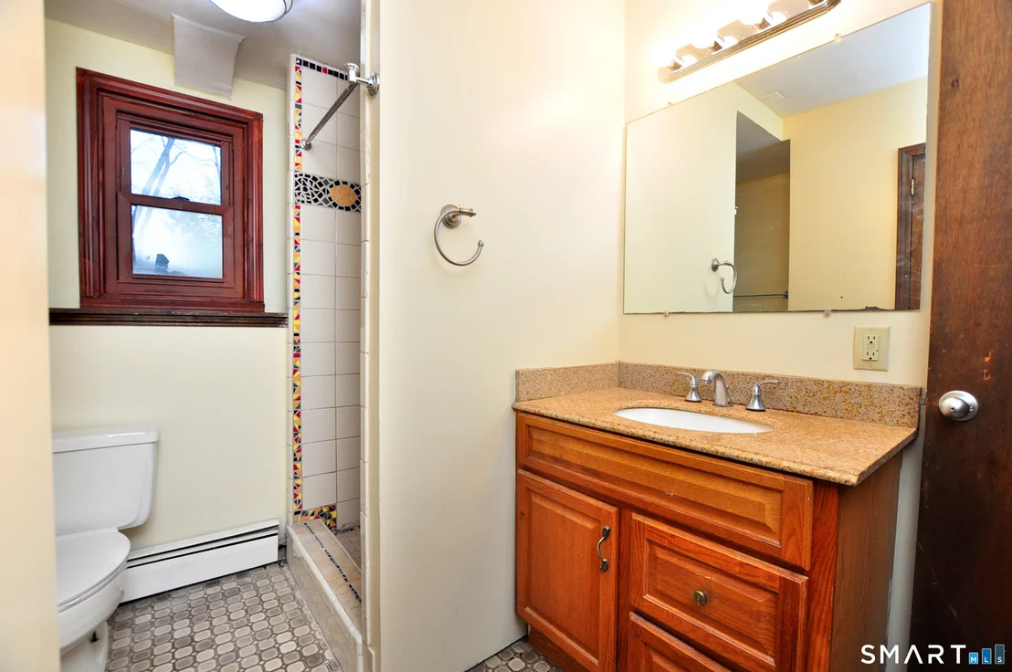 Photo of 121 Wedgewood Drive
