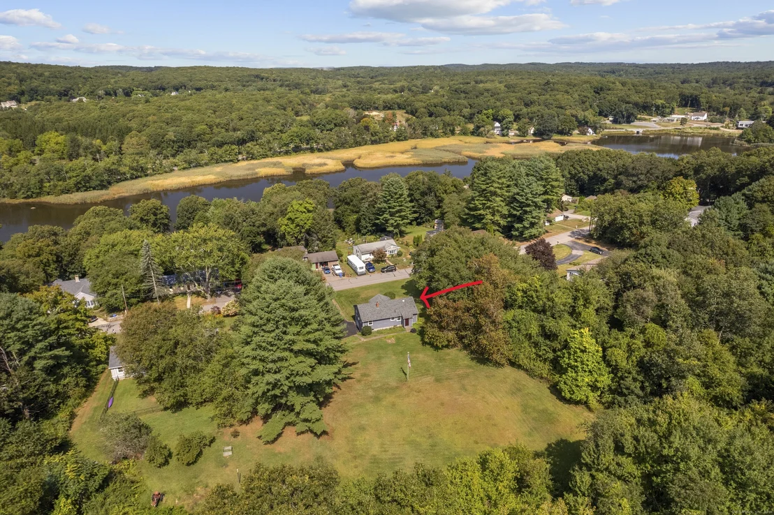 Photo of 43 Arrowhead Drive