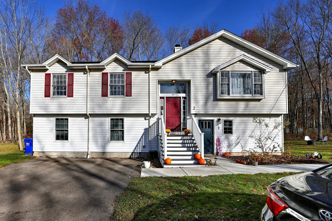 Photo of 424 Bridge Street
