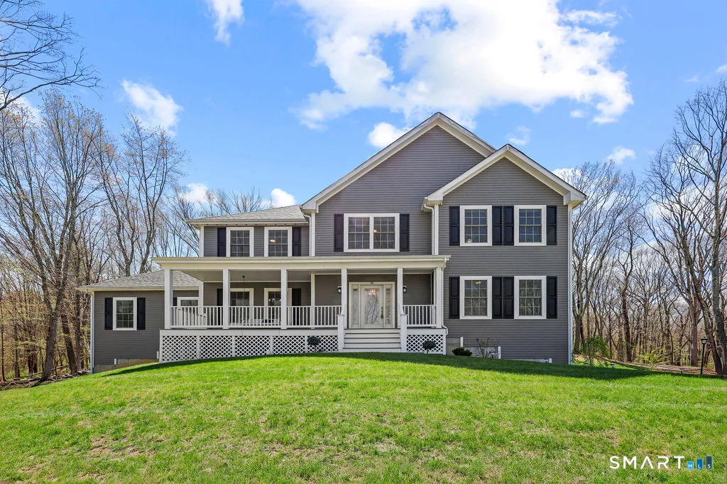 Photo of 359 Hammertown Road