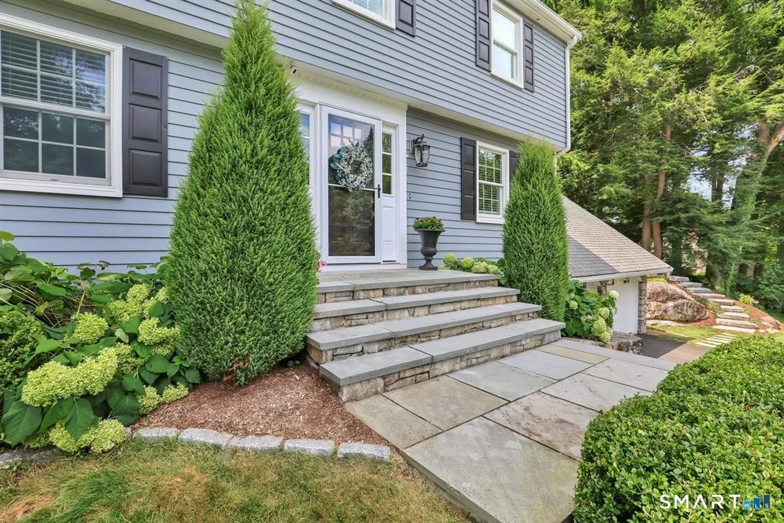 Photo of 32 Stonepost Road