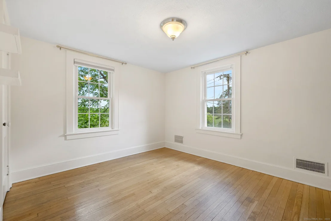 Photo of 1016 Ridge Road