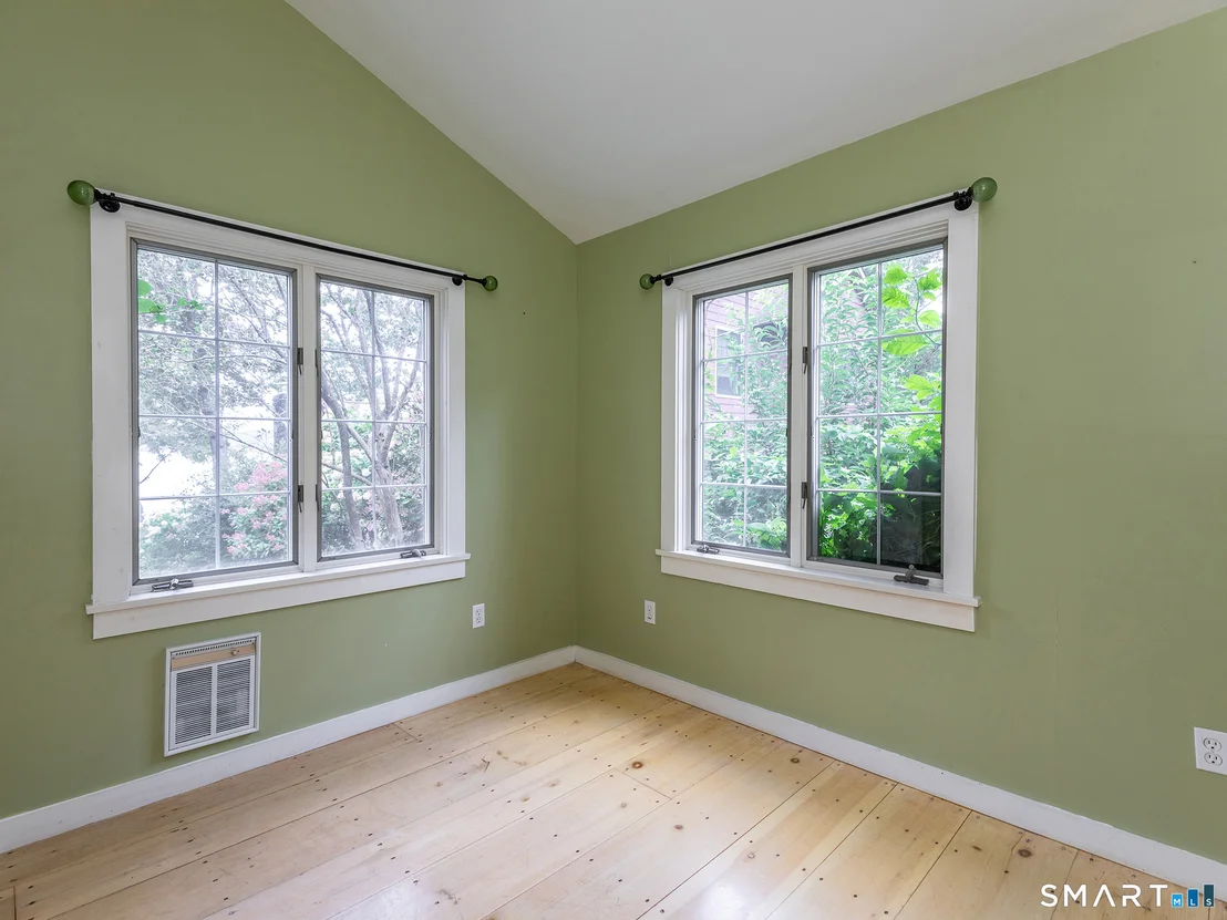 Photo of 144 Island Trail