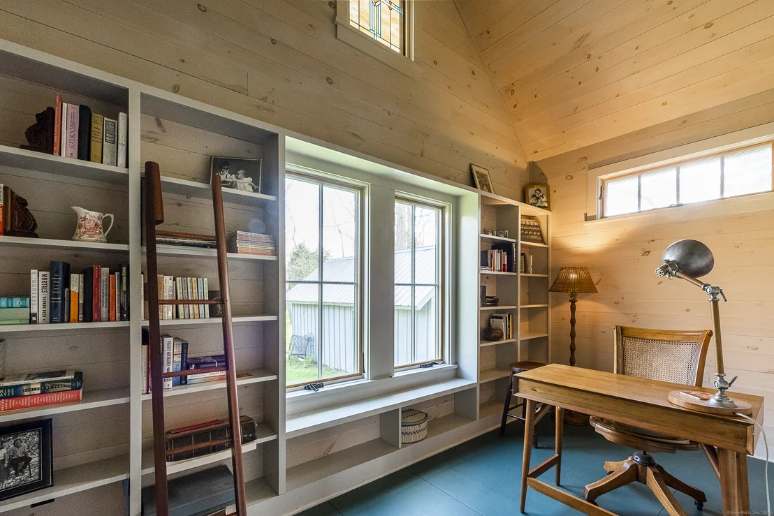 Photo of 126 Beaver Brook Road