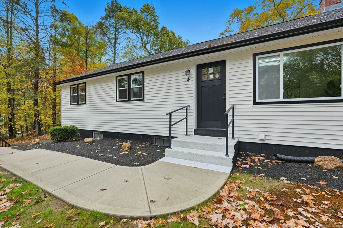 Photo of 4 Hemlock Circle
