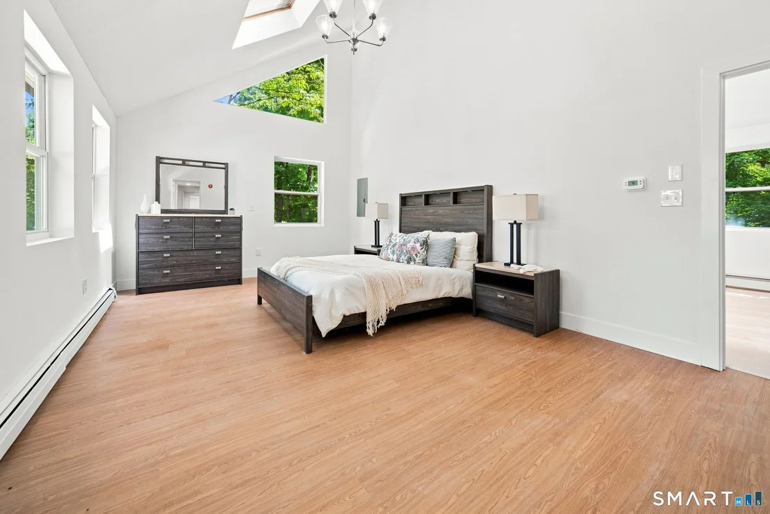 Photo of 87 Kenmore Road