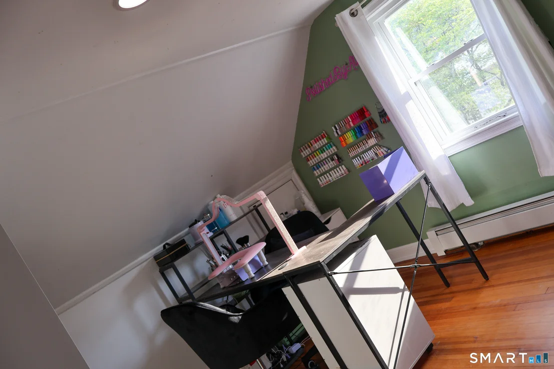 Photo of 33 Linnmore Drive