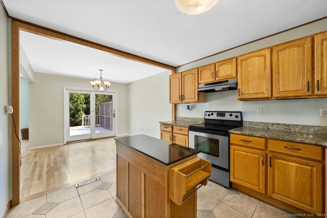 Photo of 39 Niles Drive