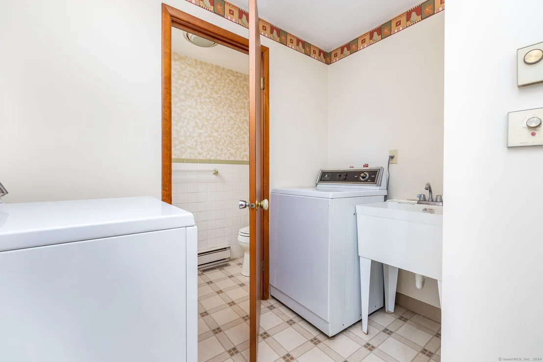 Photo of 106 Juniper Lane