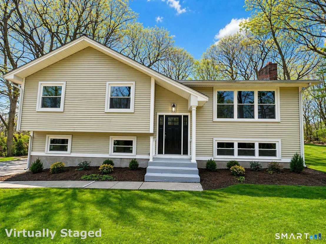 Photo of 96 Robin Circle