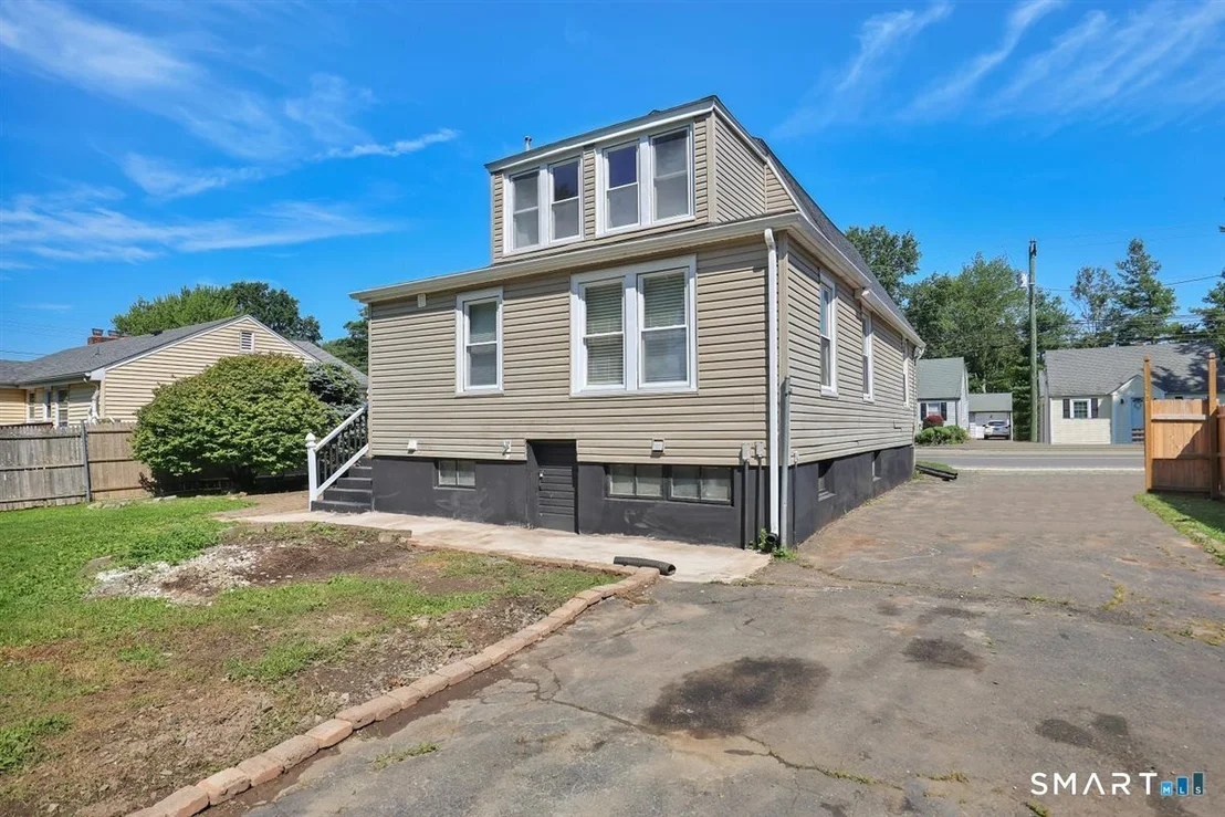 Photo of 349 Nott Street
